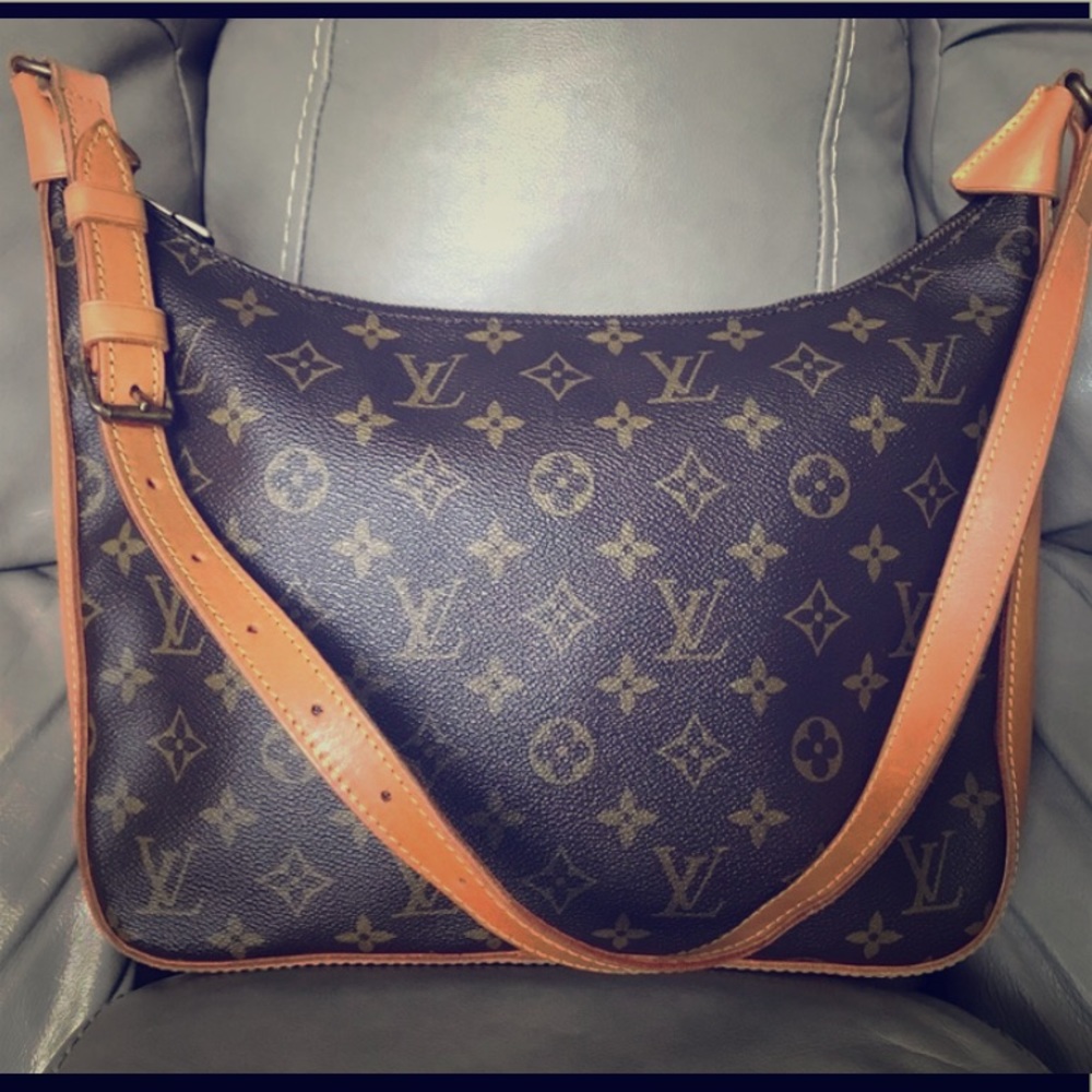 Authentic Louis Vitton purse